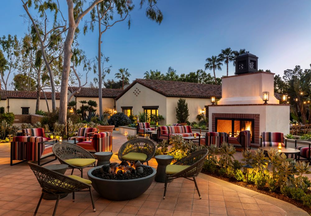 Estancia La Jolla Hotel & Spa Courtyard