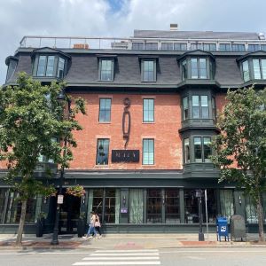 907 Main
