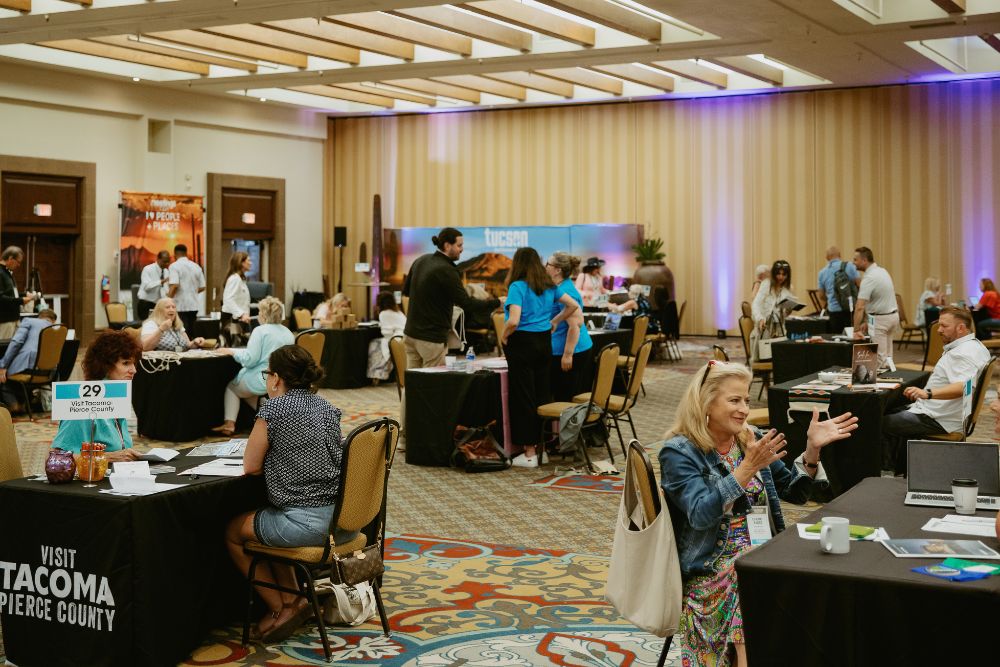 One-on-one appointments at Meetings Today LIVE! West. Credit: Wandering Maverick Photo+Film