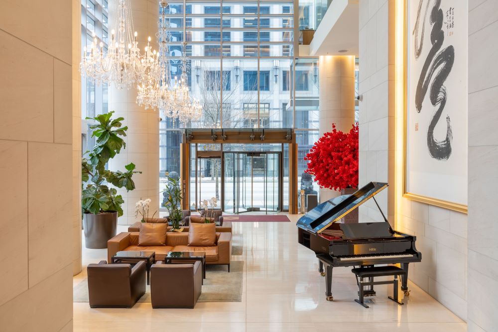 Hyatt Vancouver Downtown Alberni lobby