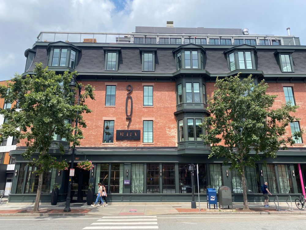 907 Main.