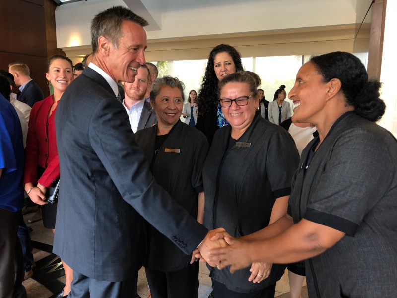 Arne Sorenson greeting associates at Marriott Marquis San Diego Marina