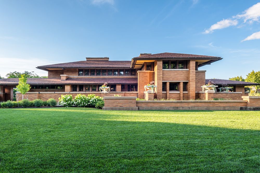 Front exterior of Frank Lloyd Wright's Martin House