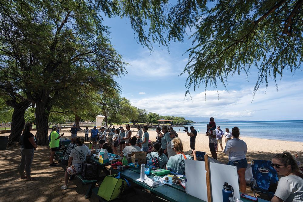 Beach cleanup at Meetings Today LIVE! Hawaii.