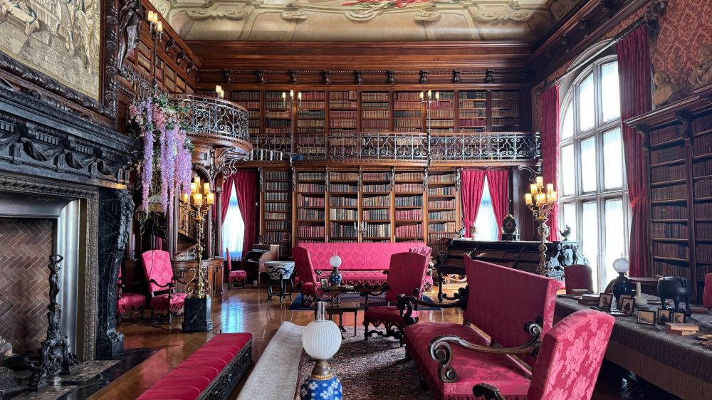Biltmore House library