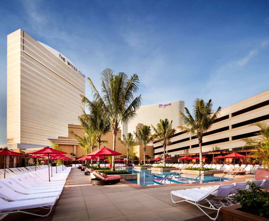 Borgata outdoor pool.