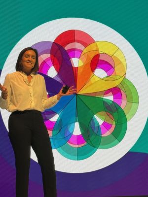 Aoife Delaney on stage at DMC Network Exchange in Dubai.