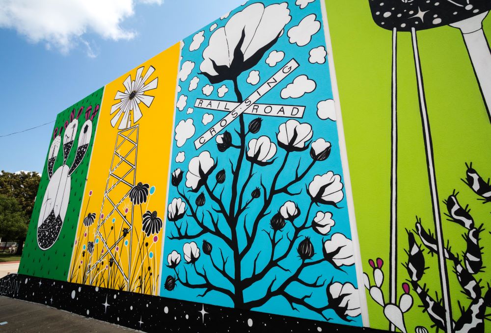 Downtown Plano mural.