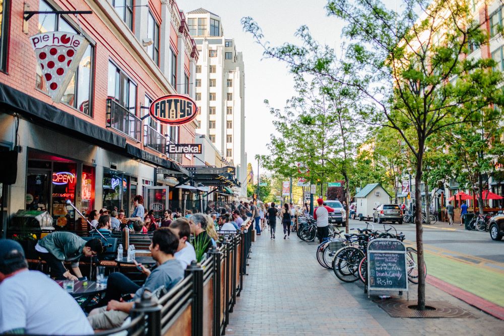 Photo of people dining on the sidewalk in downtown Boise, Idaho.