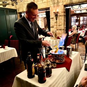 Drink demonstration at Roxy Restaurant & Bar