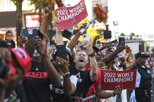 Fans Cheer Las Vegas Aces Along Las Vegas Strip CREDIT LVCVA