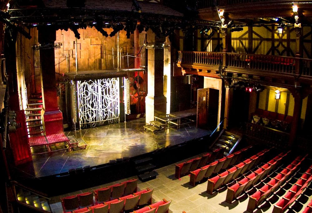Photo of the stage of the Folger Theatre.