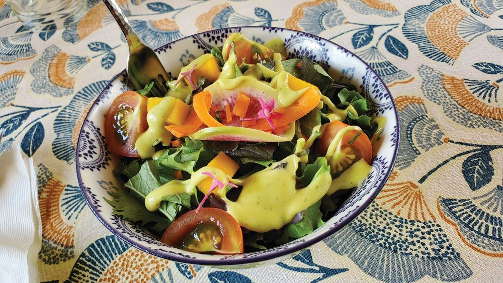 Photo of salad at Frutos del Guacabo.