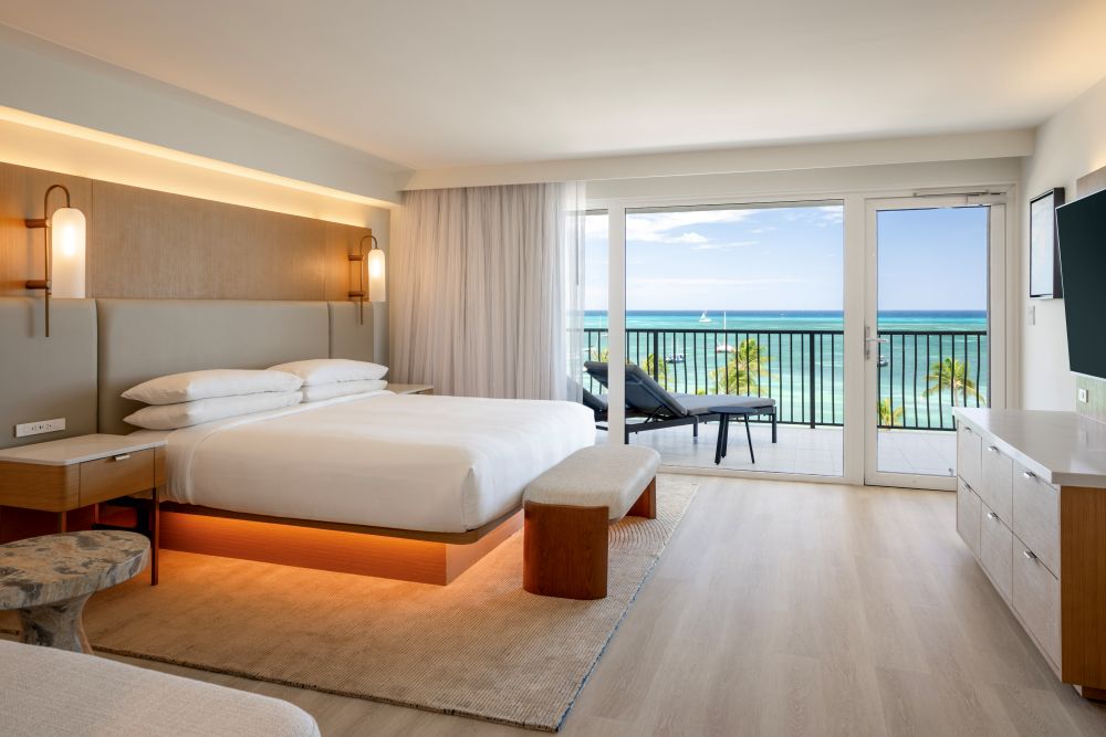 Governor Suite Bedroom at Aruba Marriott Resort & Stellaris Casino 