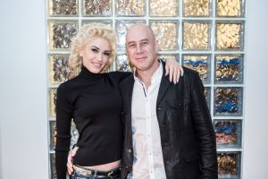 Gwen Stefani and speaker Steve Jones.