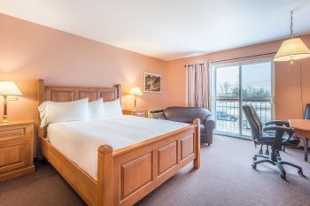 Hôtel Baie Saint-Paul Guest Room
