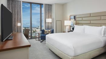 Hilton West Palm Beach King Room CREDIT Hilton Hotels