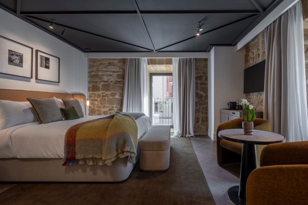 Hotel Palacio de Los Ángeles guest room