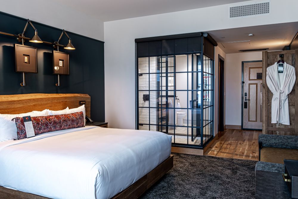Hotel Renegade classic king