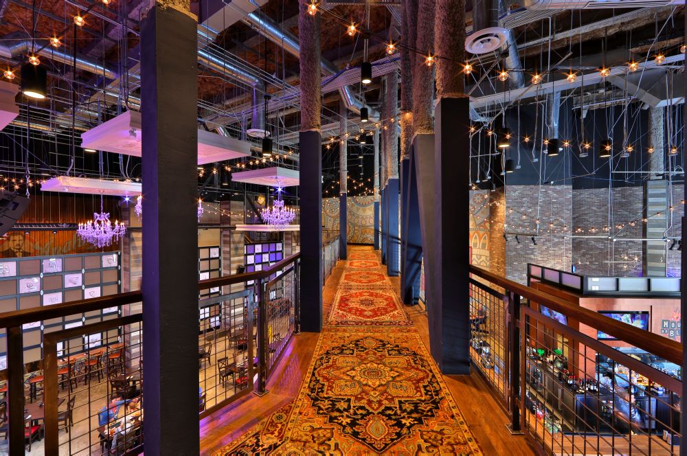 Photo of interior walkway of House of Blues Anaheim, looking over an event space.
