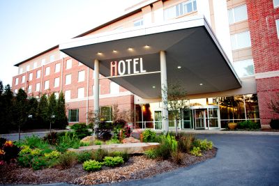I Hotel Front Exterior