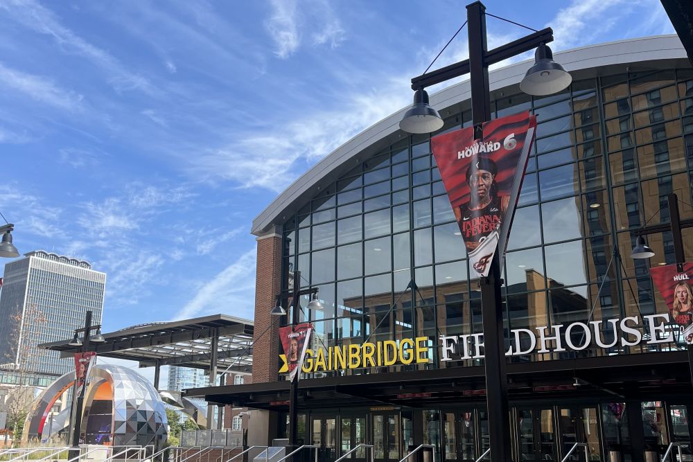 Morris Bicentennial Plaza at Gainbridge Field House. Credit: Madeleine Willis.