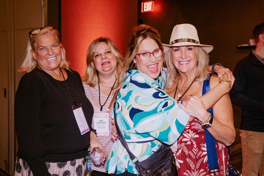 Meetings Today LIVE! South attendees pose for a photo