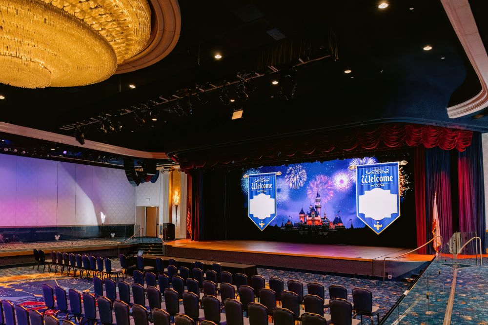 Planners can immerse their attendees into an unforgettable event with show-stopping backdrops and presentations on the LED wall at Disneyland® Hotel.