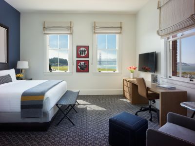 Presidio Lodging guest room.