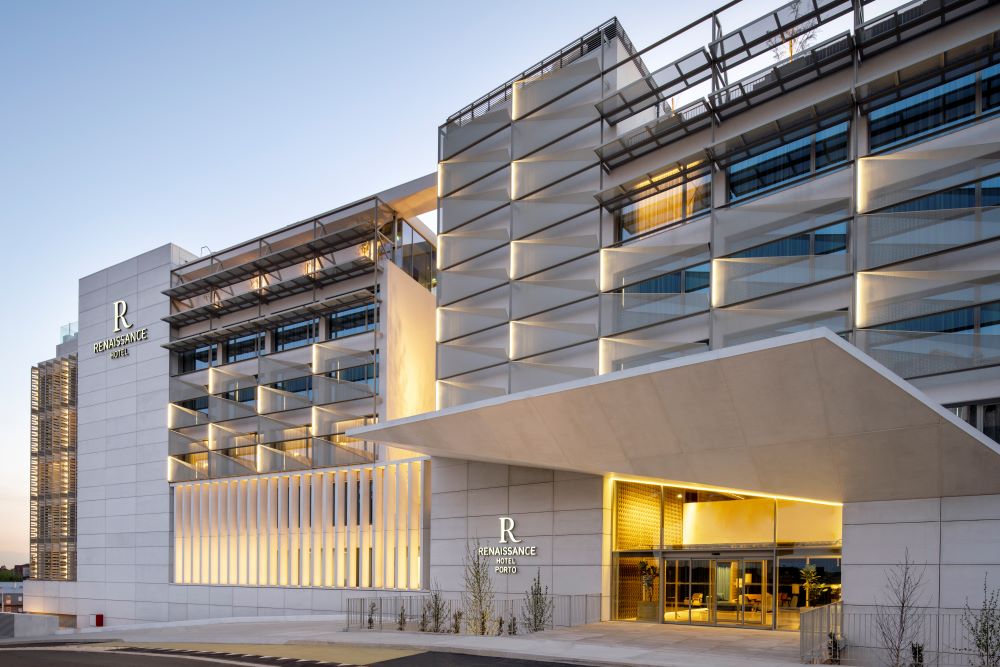 Renaissance Porto Lapa Hotel Exterior