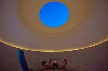Scottsdale Museum of Contemporary Art, "Knight Rise" by James Turrell. Credit Experience Scottsdale, Sean Deckert 