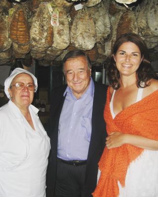 Sirio Maccioni (middle) and Elizabeth Blau (right). Credit: Blau & Associates