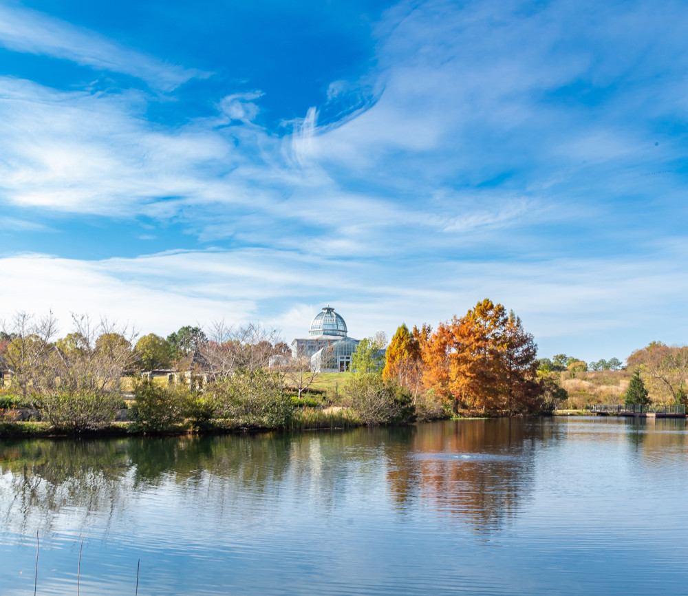 Photo: Sydnor Lake with Conservatory, Lewis Ginter Botanical Garden, Richmond; Credit: Tom Hennessy