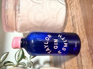 Taylor & Smith Distilling Co. gin