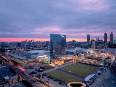 The exterior of the Signia by Hilton Atlanta in night time