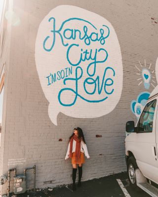 User-generated content (UGC) at the "Kansas City I'm So In Love" mural. Credit: atasteofkoko/Visit KC