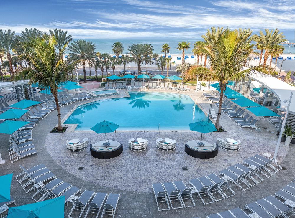 Wyndham Grand Clearwater Beach pool