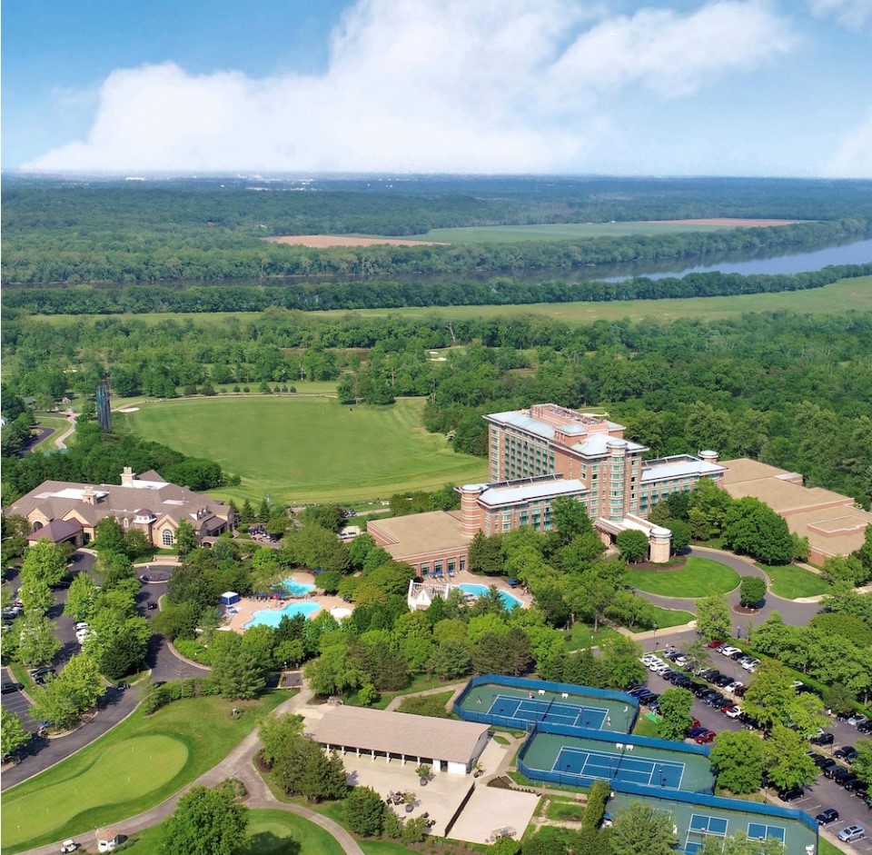 Aerial photo of Lansdowne Resort.