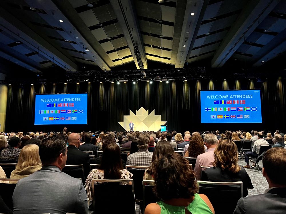 Don Welsh of Destinations International addresses the crowd at the Annual Convention in Toronto