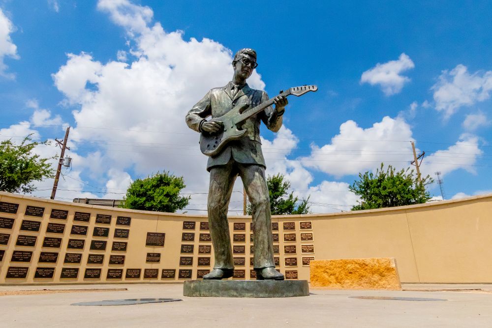Buddy Holly Statue 
