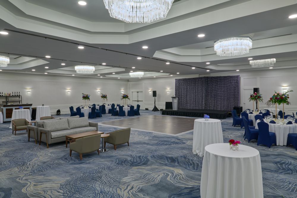 Mountbatten Salon Chelsea Hotel