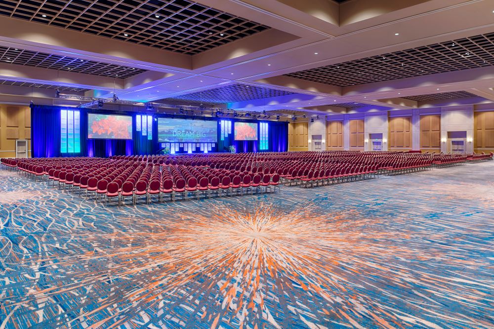 Rosen Hotels & Resorts ballroom setup