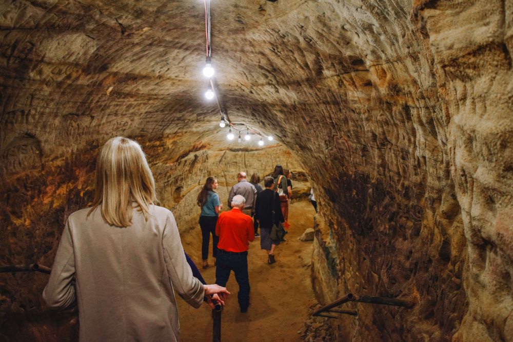 Robber's Cave, Lincoln, Nebraska