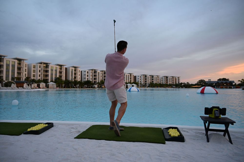 Cosmic golf during loanDepot incentive program at Conrad Orlando
