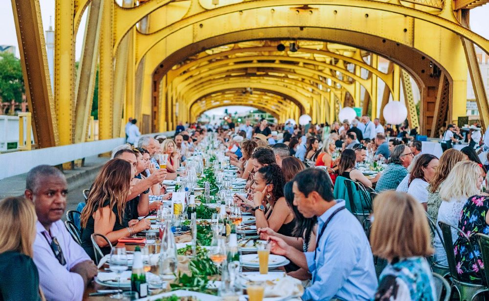 Dining at Tower Bridge in Sacramento