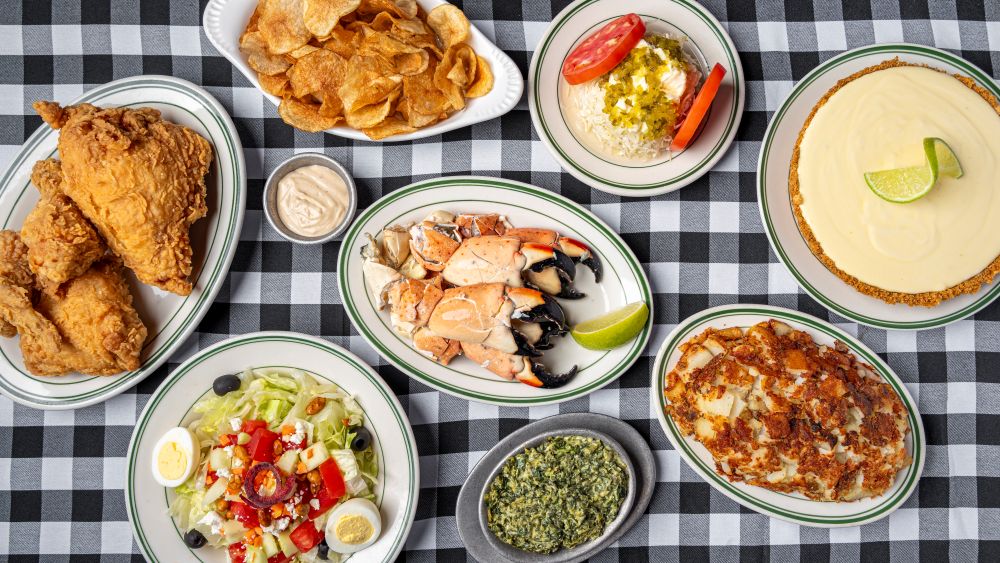 Joe's Stone Crab tablescape
