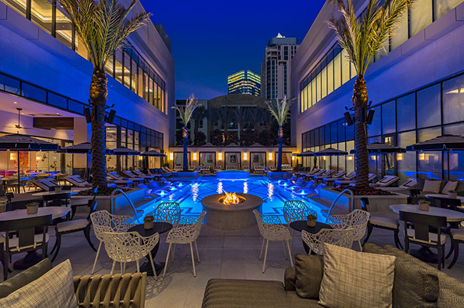 Post Oak Hotel Outdoor Pool