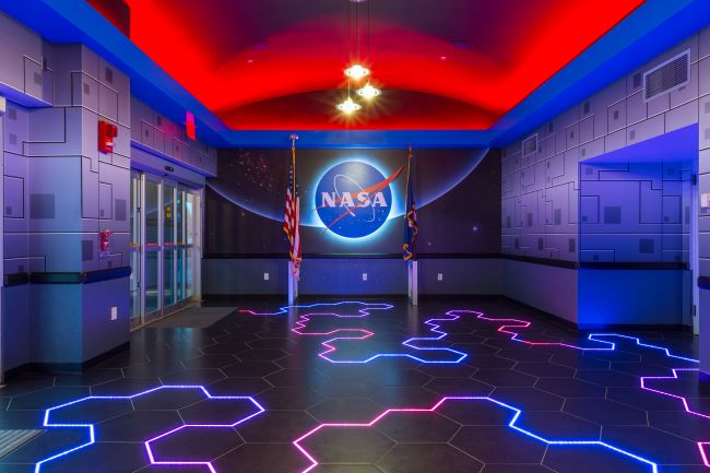 Astronaut encounters lobby, Kennedy Space Center