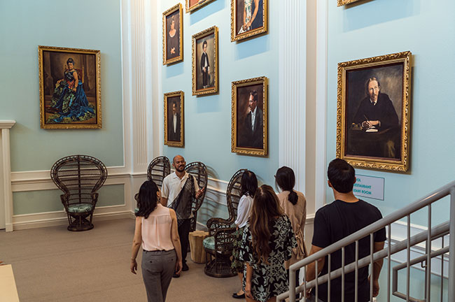 Queen Kapi‘olani Royal Art Gallery Group Tour