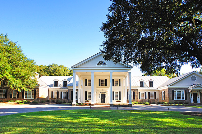 Pawleys Plantation Clubhouse Exterior